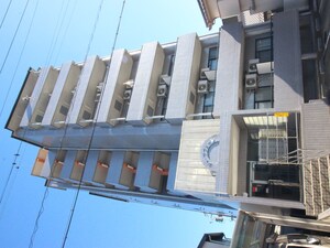 シェ・ラフォ－レ外観写真