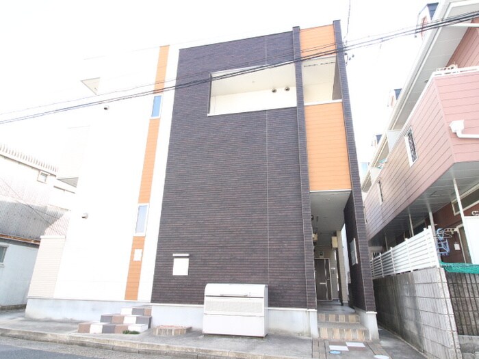 物件外観写真1　(外観写真)