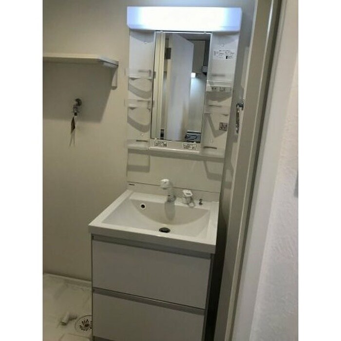 物件内観写真13　(洗面)