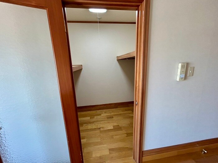 物件内観写真9　(収納)
