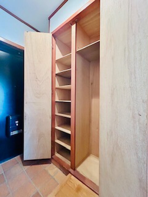 物件内観写真17　(靴箱)