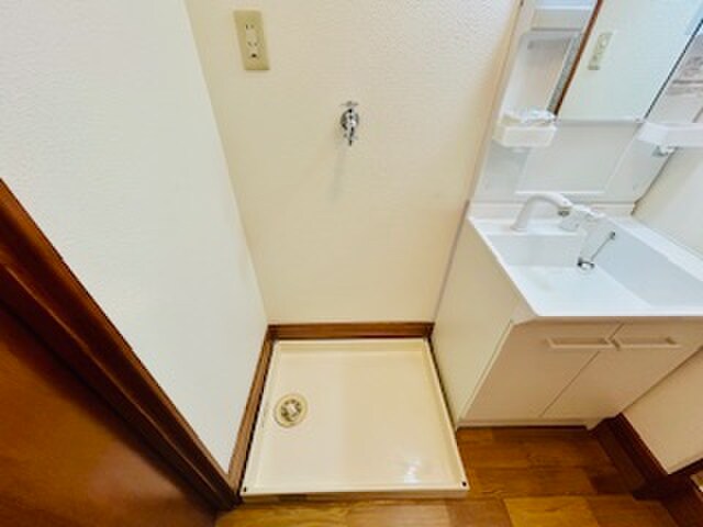 物件内観写真21　(洗濯機置場)