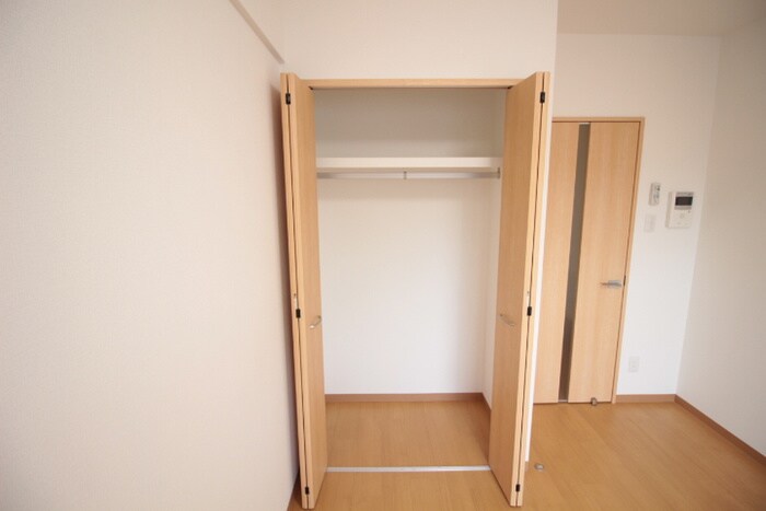 物件内観写真11　(収納)