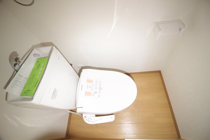 物件内観写真14　(トイレ)