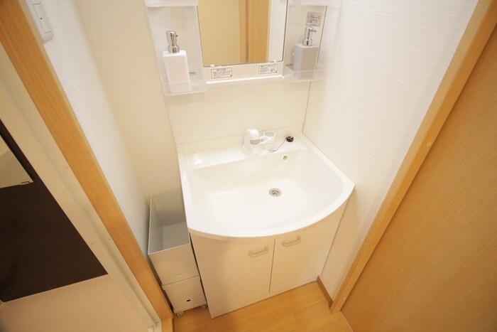 物件内観写真15　(洗面)