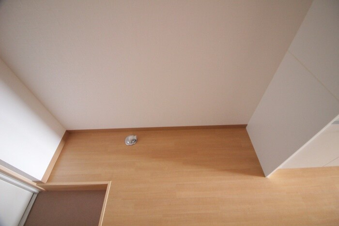 物件内観写真17　(洗濯機置場)