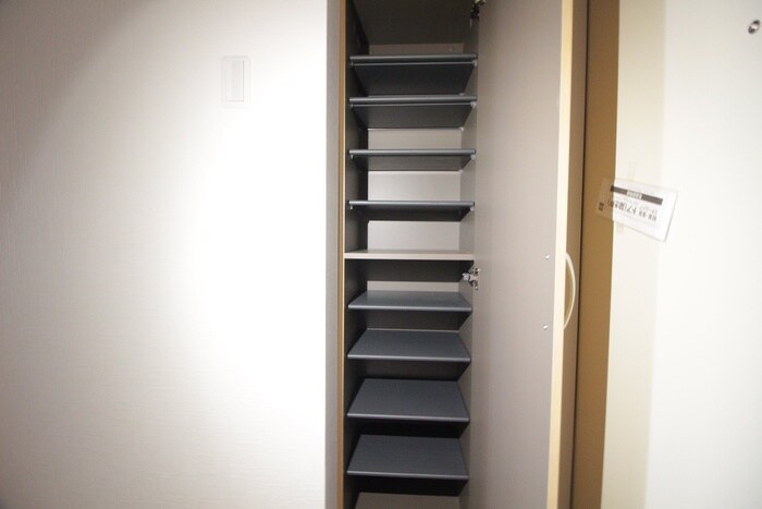 物件内観写真19　(靴箱)