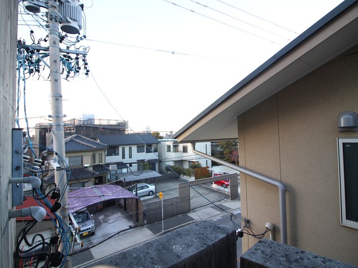 物件内観写真22　(室内からの展望)