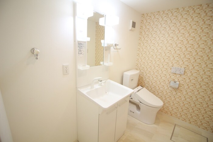 物件内観写真12　(洗面)