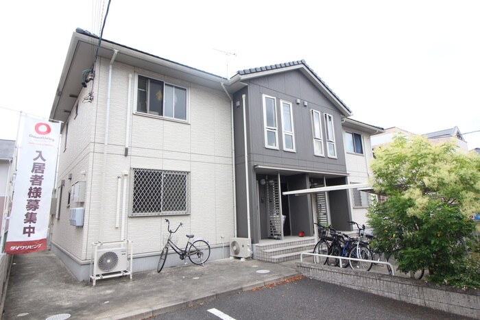 物件外観写真4　(外観写真)