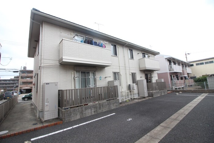 物件外観写真6　(外観写真)