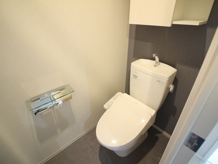 物件内観写真14　(トイレ)