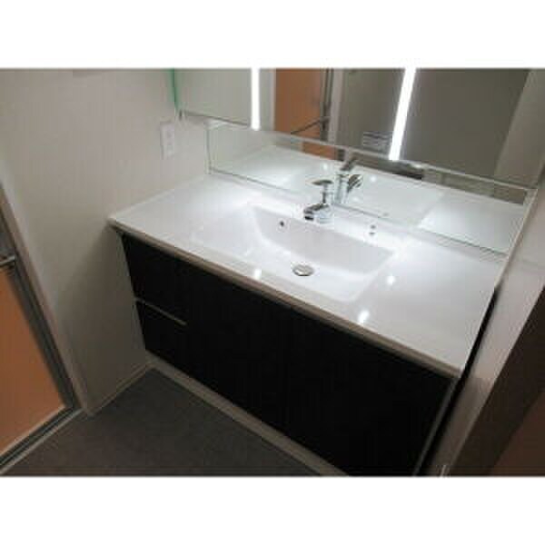 物件内観写真14　(洗面)