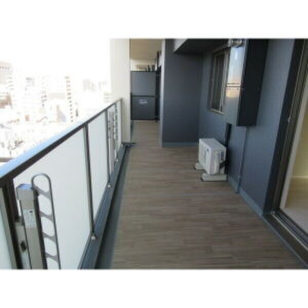 物件内観写真16　(ベランダ・バルコニー)