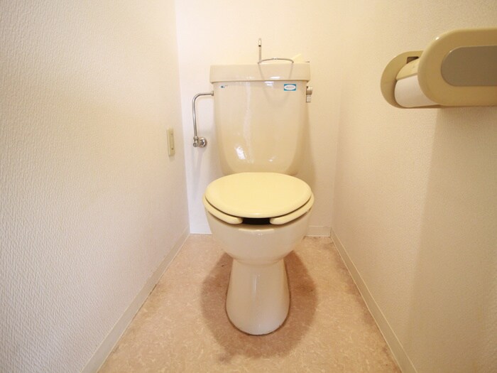 物件内観写真15　(トイレ)