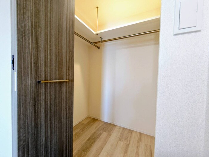 物件内観写真10　(収納)