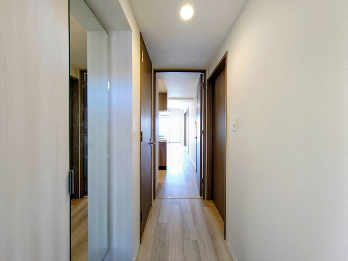 物件内観写真18　(廊下)