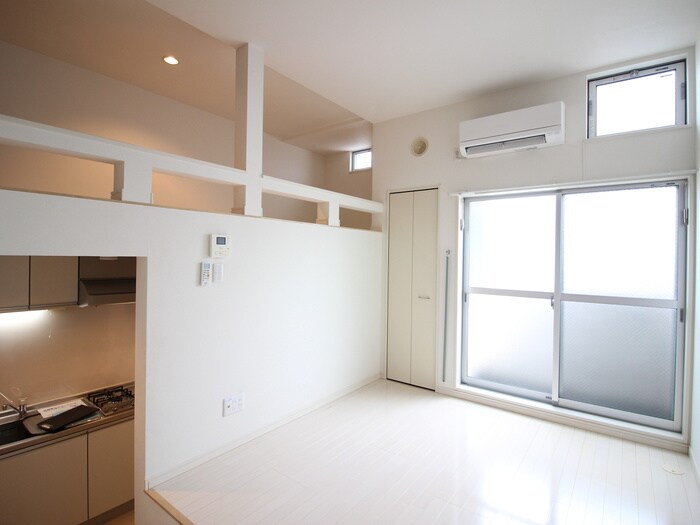 物件内観写真7　(居室)