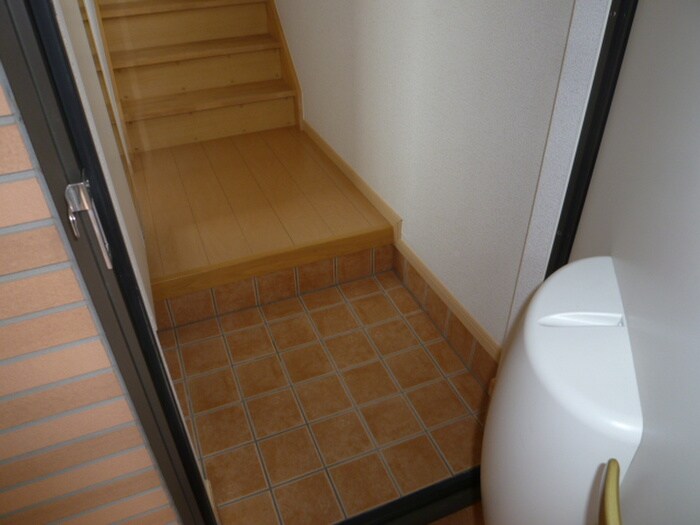 物件内観写真4　(居室)