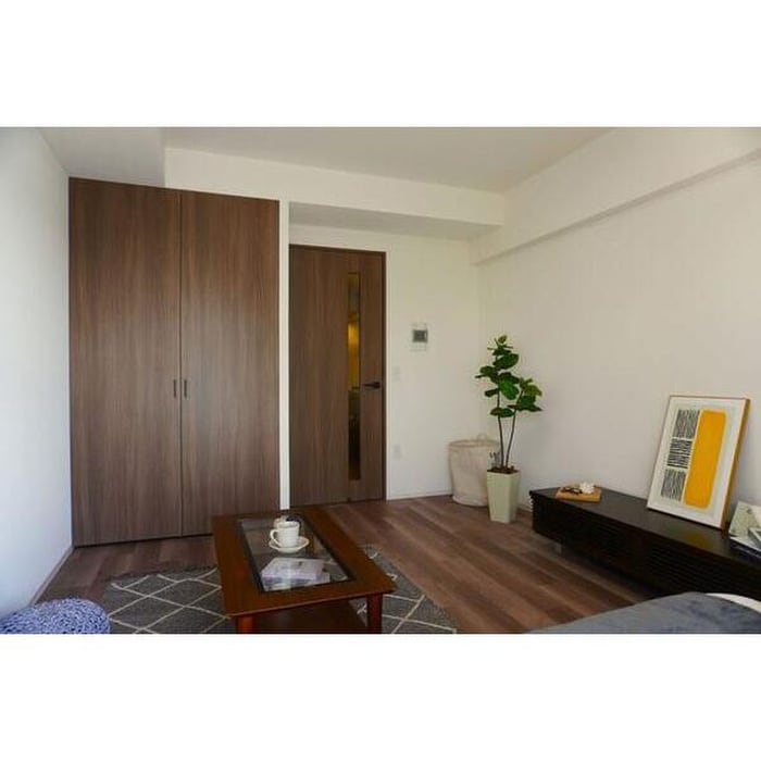 物件内観写真2　(居室)