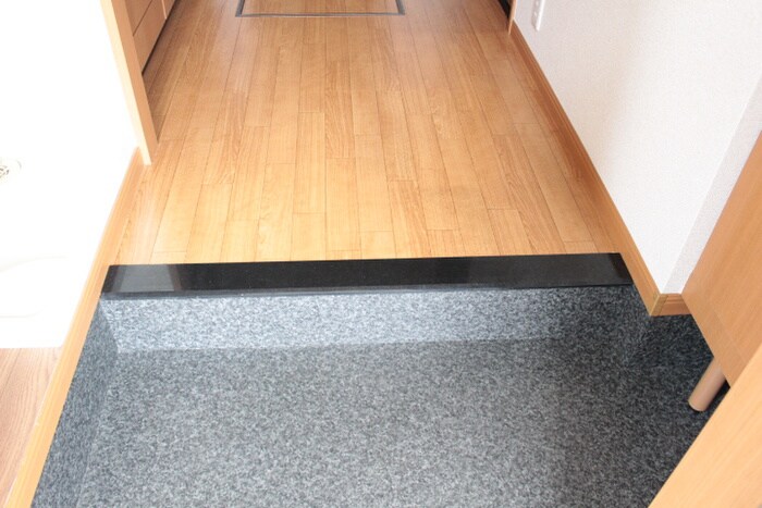 物件内観写真21　(玄関)