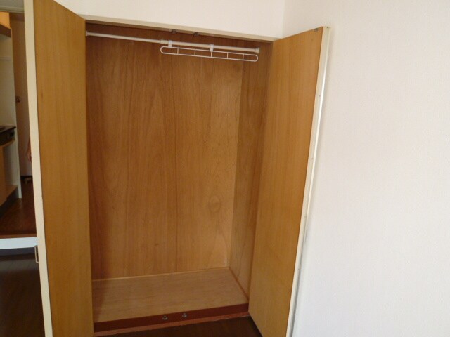 物件内観写真13　(収納)