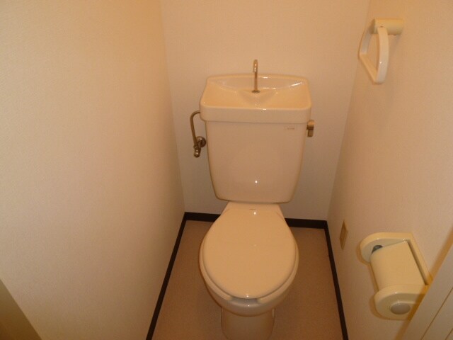 物件内観写真14　(トイレ)