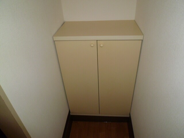 物件内観写真16　(靴箱)