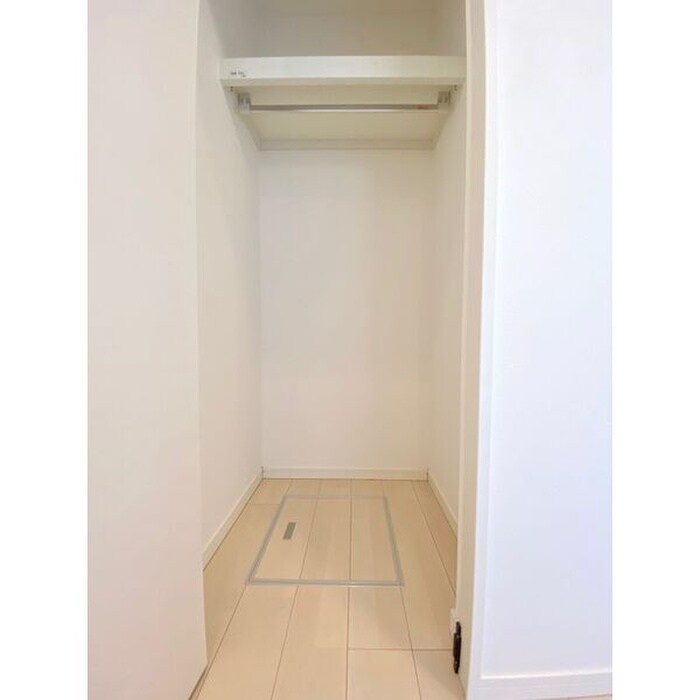 物件内観写真10　(収納)