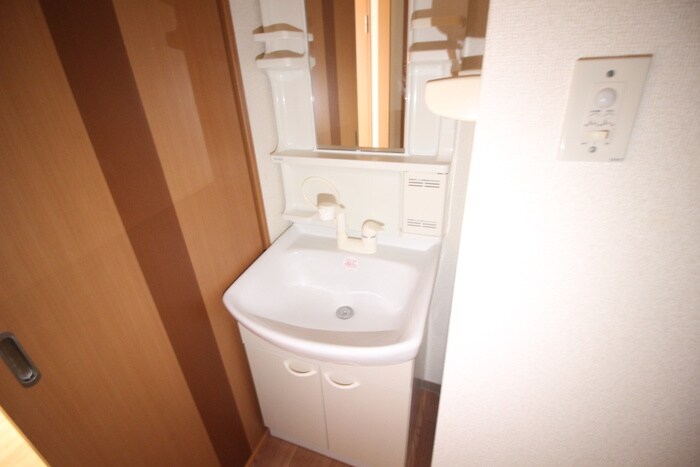 物件内観写真13　(洗面)