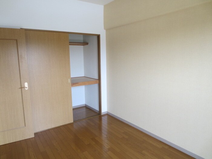 物件内観写真11　(居室)