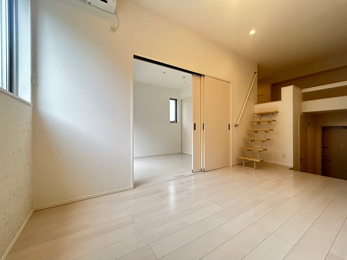 物件内観写真7　(居室)