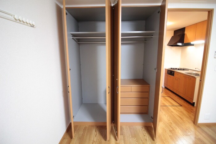 物件内観写真17　(収納)