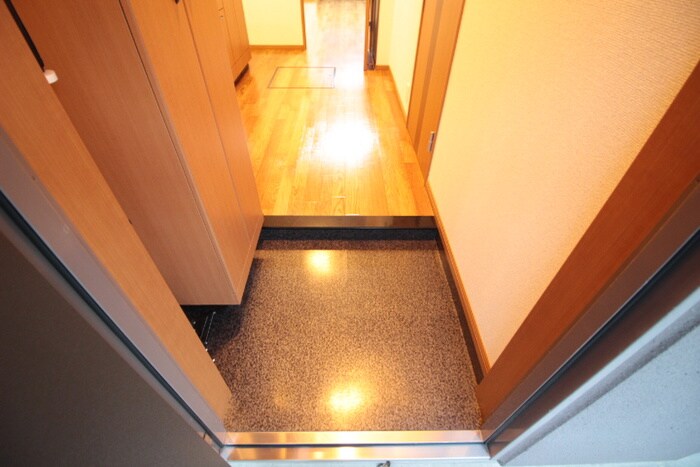 物件内観写真20　(玄関)