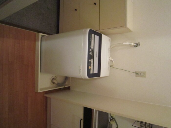 物件内観写真9　(洗濯機置場)