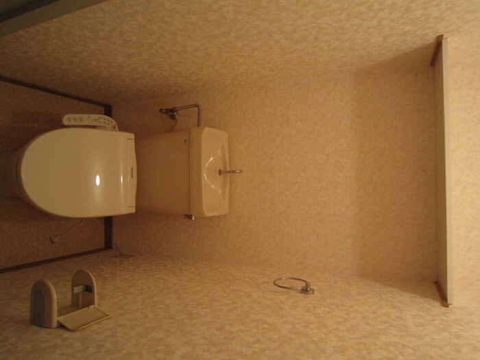 物件内観写真12　(トイレ)