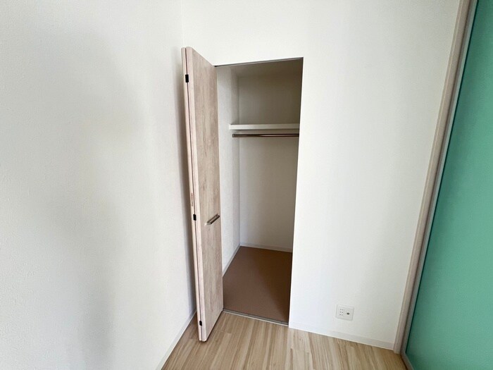 物件内観写真10　(収納)