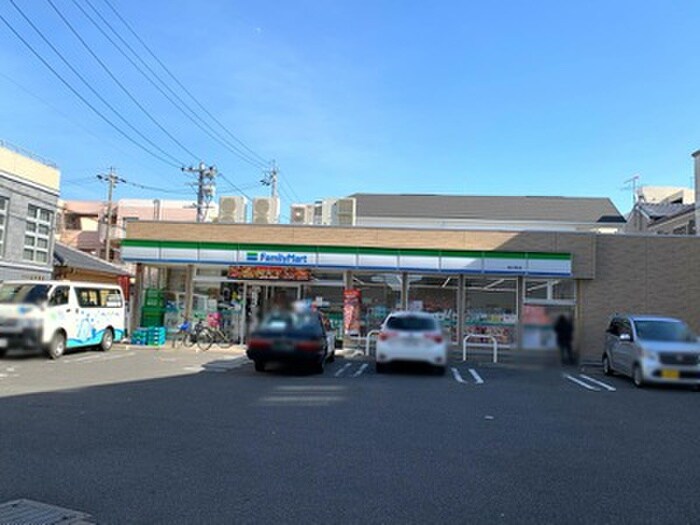 ファミリーマート徳川町店