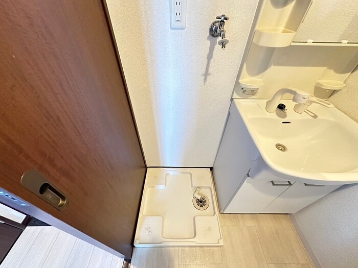 物件内観写真22　(洗濯機置場)