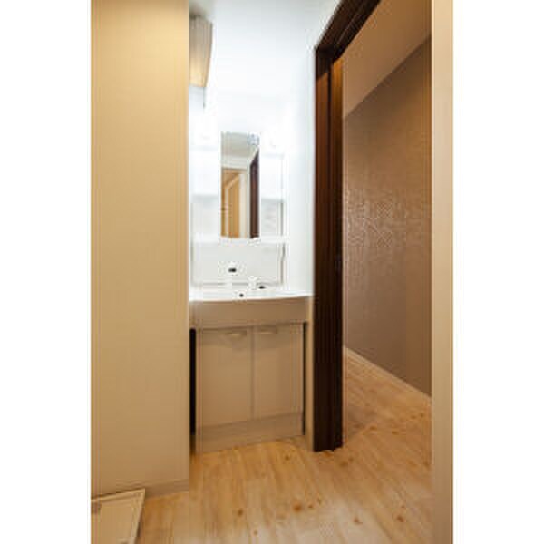 物件内観写真10　(洗濯機置場)