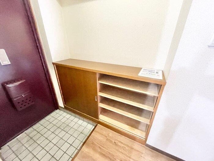 物件内観写真14　(靴箱)