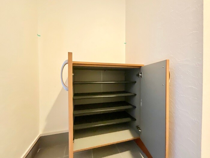 物件内観写真16　(靴箱)