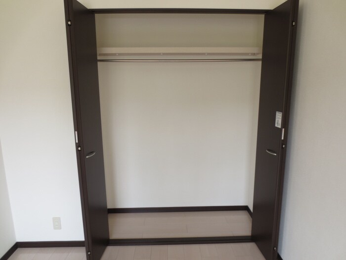 物件内観写真17　(収納)