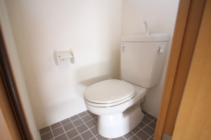 物件内観写真13　(トイレ)