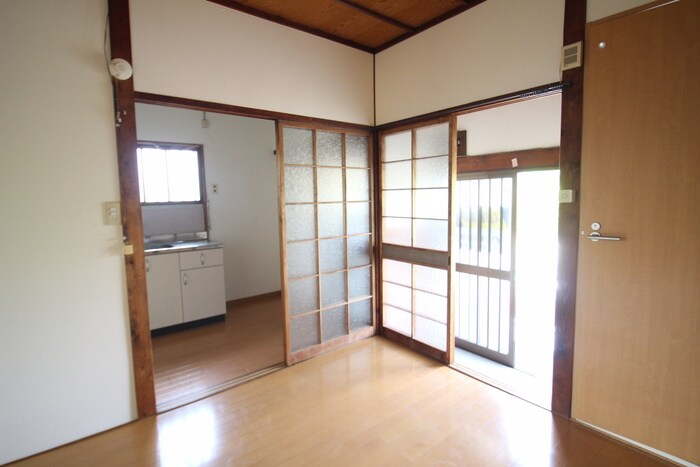 物件内観写真14　(居室)