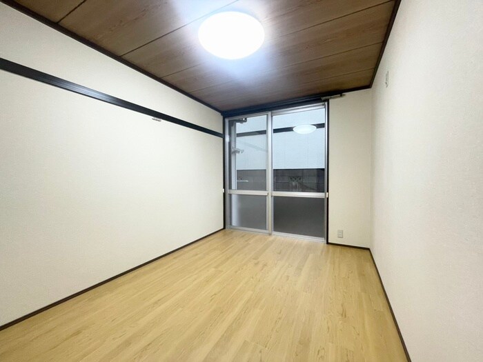 物件内観写真8　(居室)