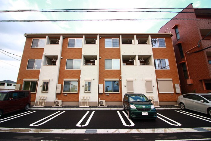 物件外観写真2　(外観写真)