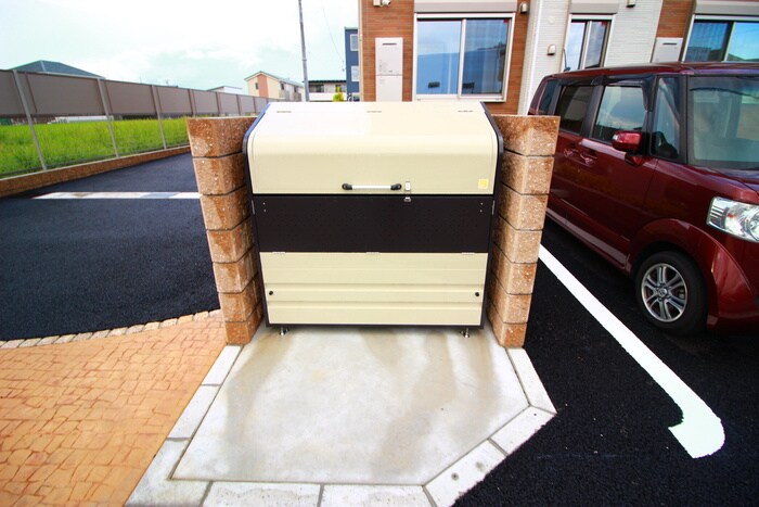 物件外観写真3　(建物設備)