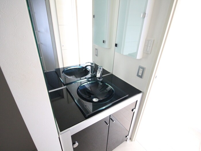 物件内観写真13　(洗面)