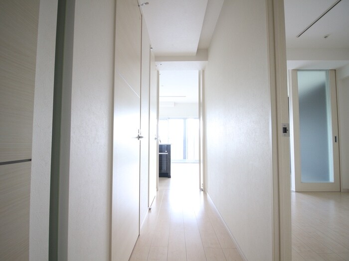 物件内観写真18　(廊下)